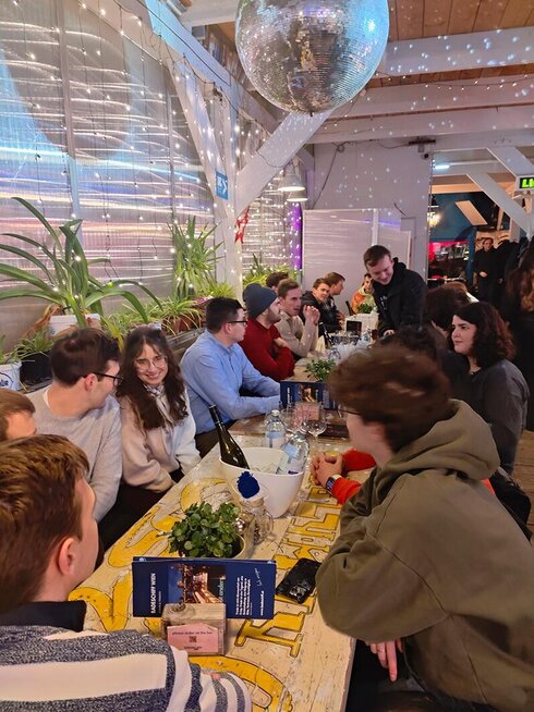 Weihnachtsfeier OVE Young Engineers 2025 Feiern 2