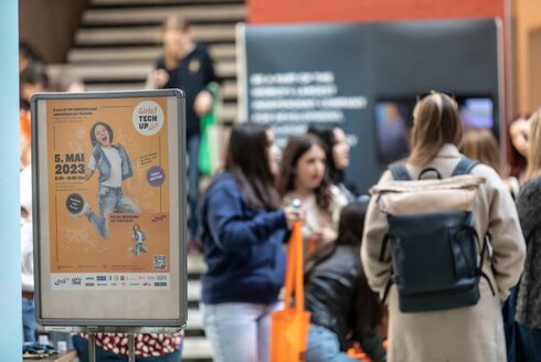 Girls! TECH UP Graz 2023 Poster