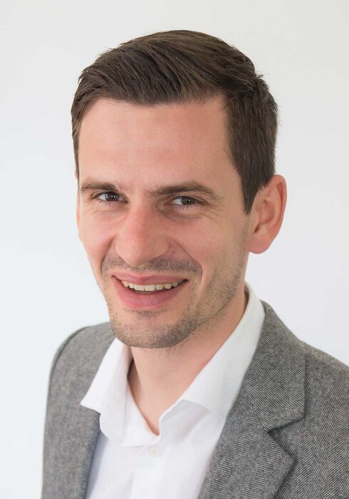 OVE Referent Bernhard Grasel