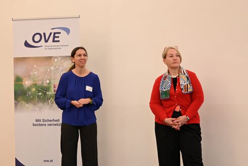 Pia Burchhart (l.) und Christine Materazzi-Wagner