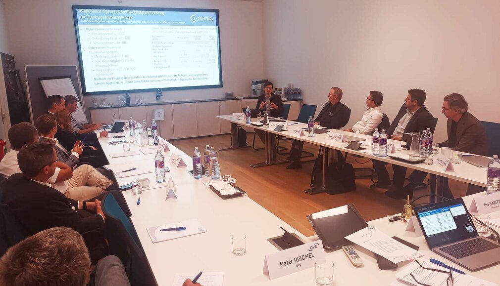 Runder Tisch zu Energiegemeinschaften im OVE