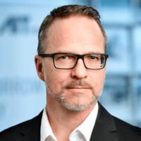 Schrom-Feiertag, AIT