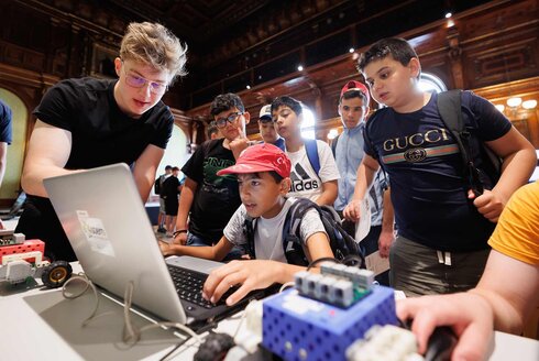 LET`S TECH Day 2023 Mitmachstation 4