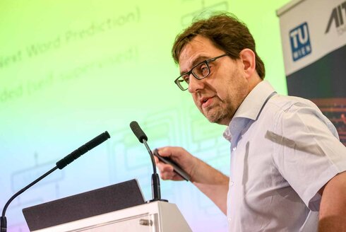 OVE IT-Kolloquium 2023 Bernhard Nessler